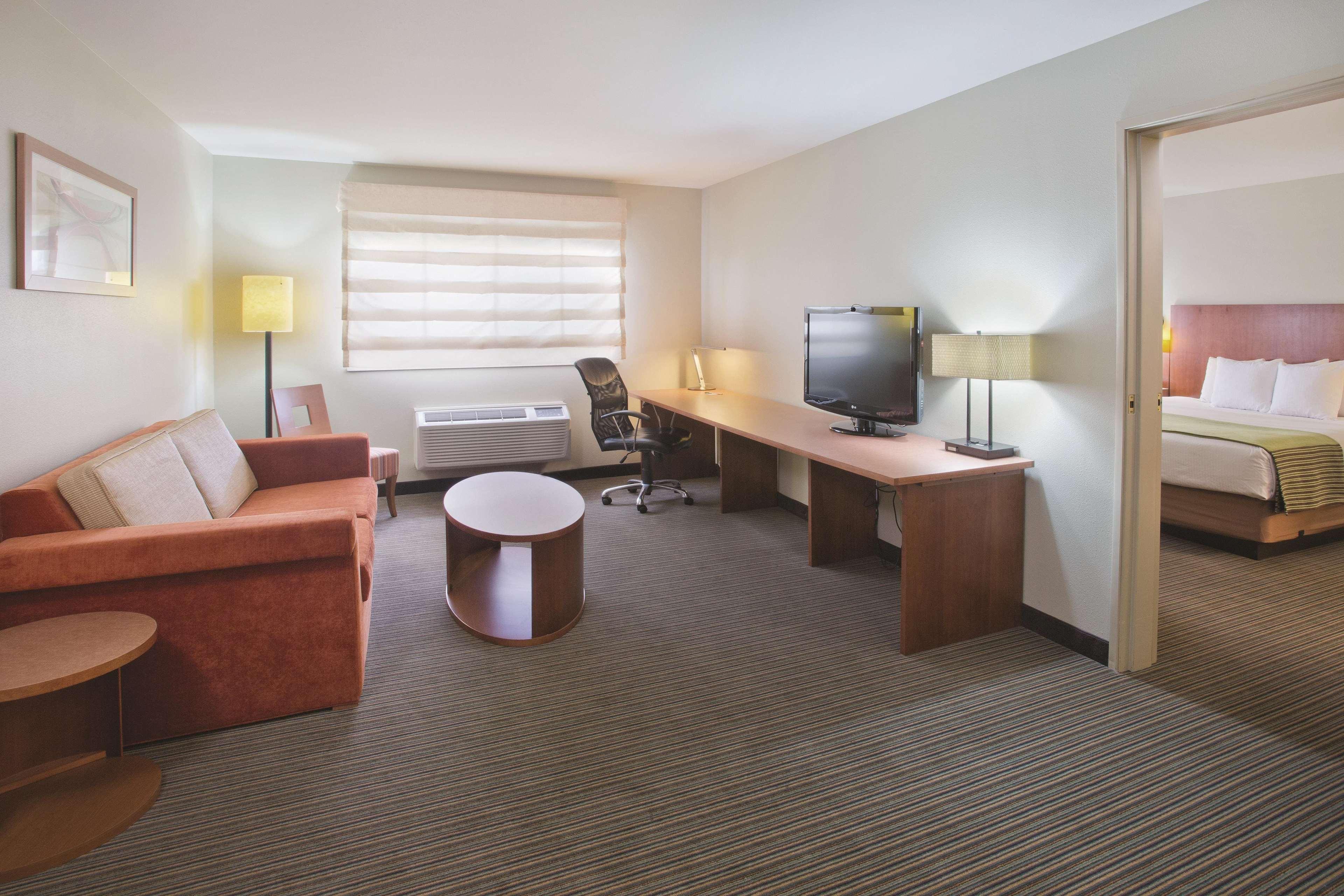 La Quinta By Wyndham Helena Hotel Bagian luar foto