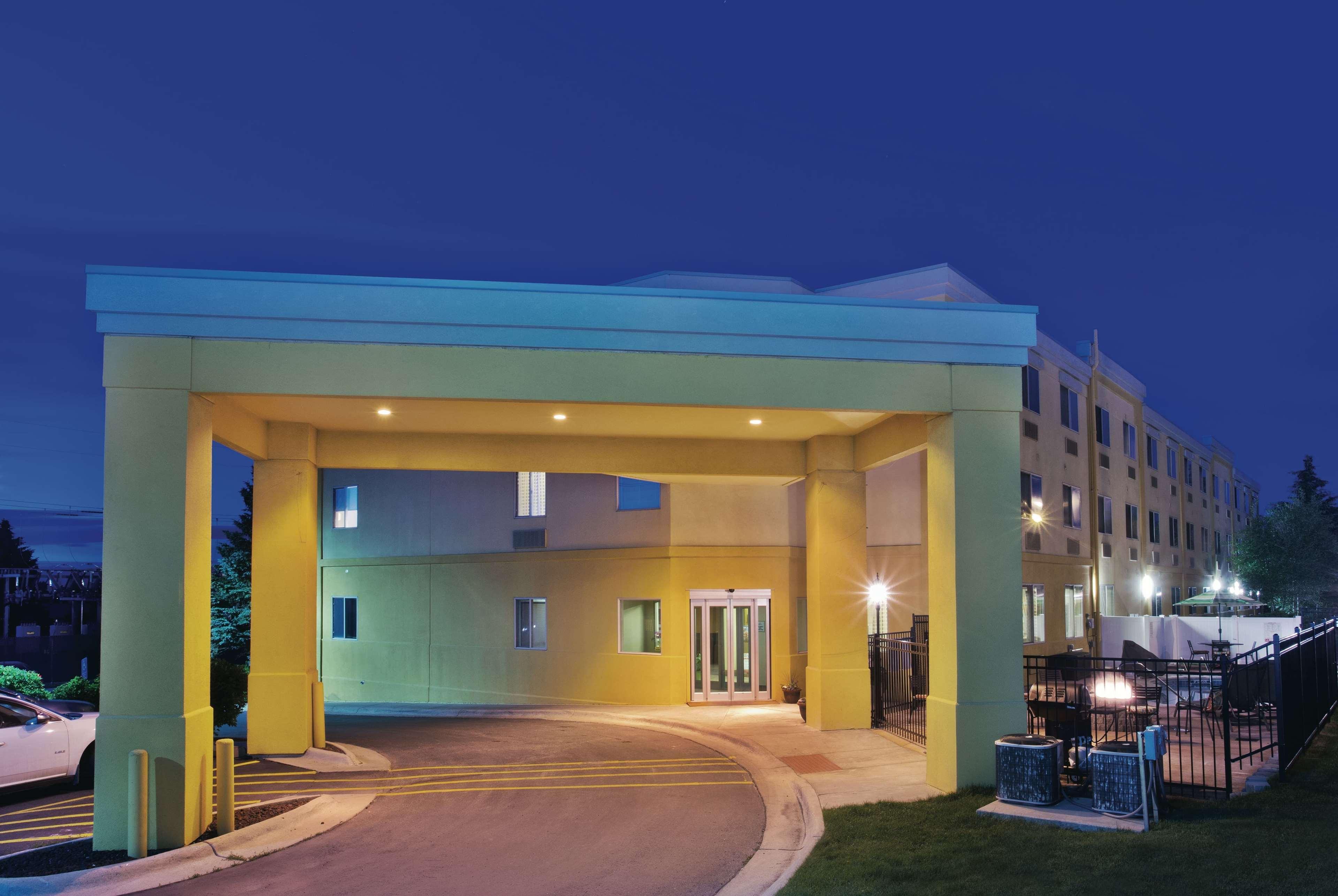 La Quinta By Wyndham Helena Hotel Bagian luar foto